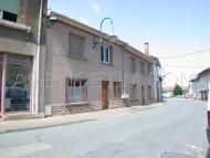 Dans le village